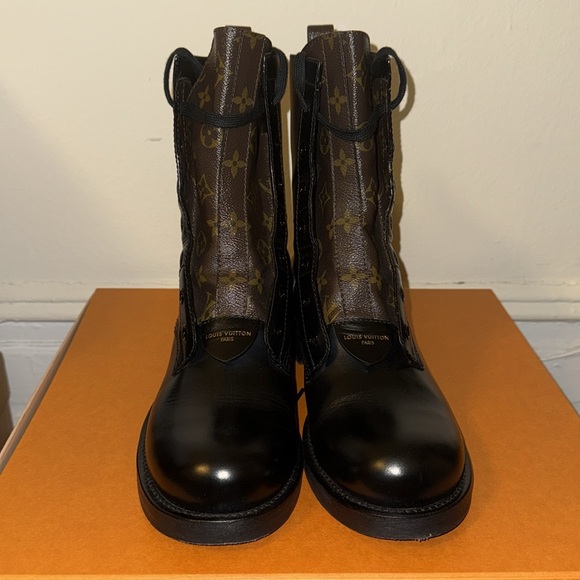 Louis Vuitton Metropolis Flat Ranger Boot - Picture 2 of 9